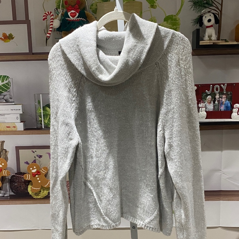 Torrid Light Gray Cowl Neck Sweater size 1. Ptp is 23.